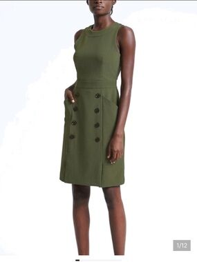 Banana Republic Olive Knee-Length Dress/Size 6.  Excellent condition!